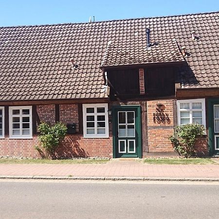 Luedersburger Strasse 19B Appartement Buitenkant foto